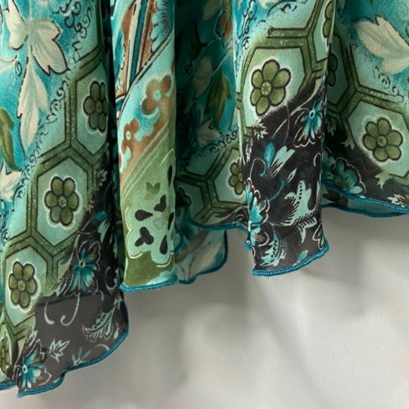 🔥 ULTRA FEMININE FLOWING DRESS - Picture 2 of 4